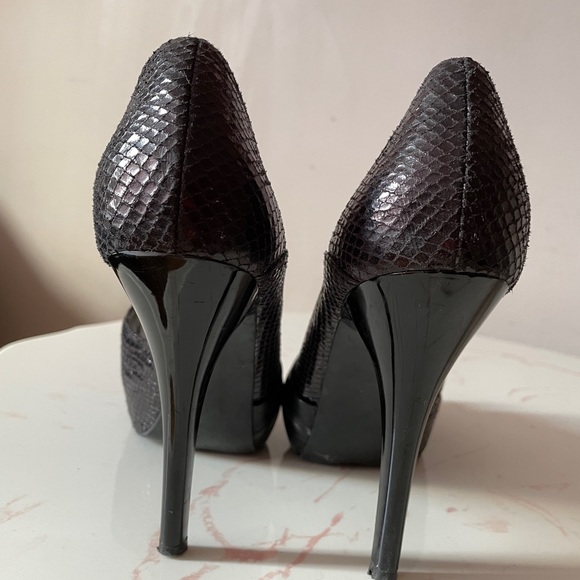 Guess D’Orsay Black Pump - Size 6.5 - Picture 4 of 5